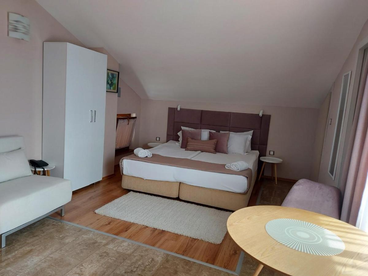 Family Hotel Saint Nikola نيسيبار المظهر الخارجي الصورة
