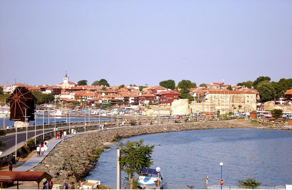 Family Hotel Saint Nikola نيسيبار المظهر الخارجي الصورة
